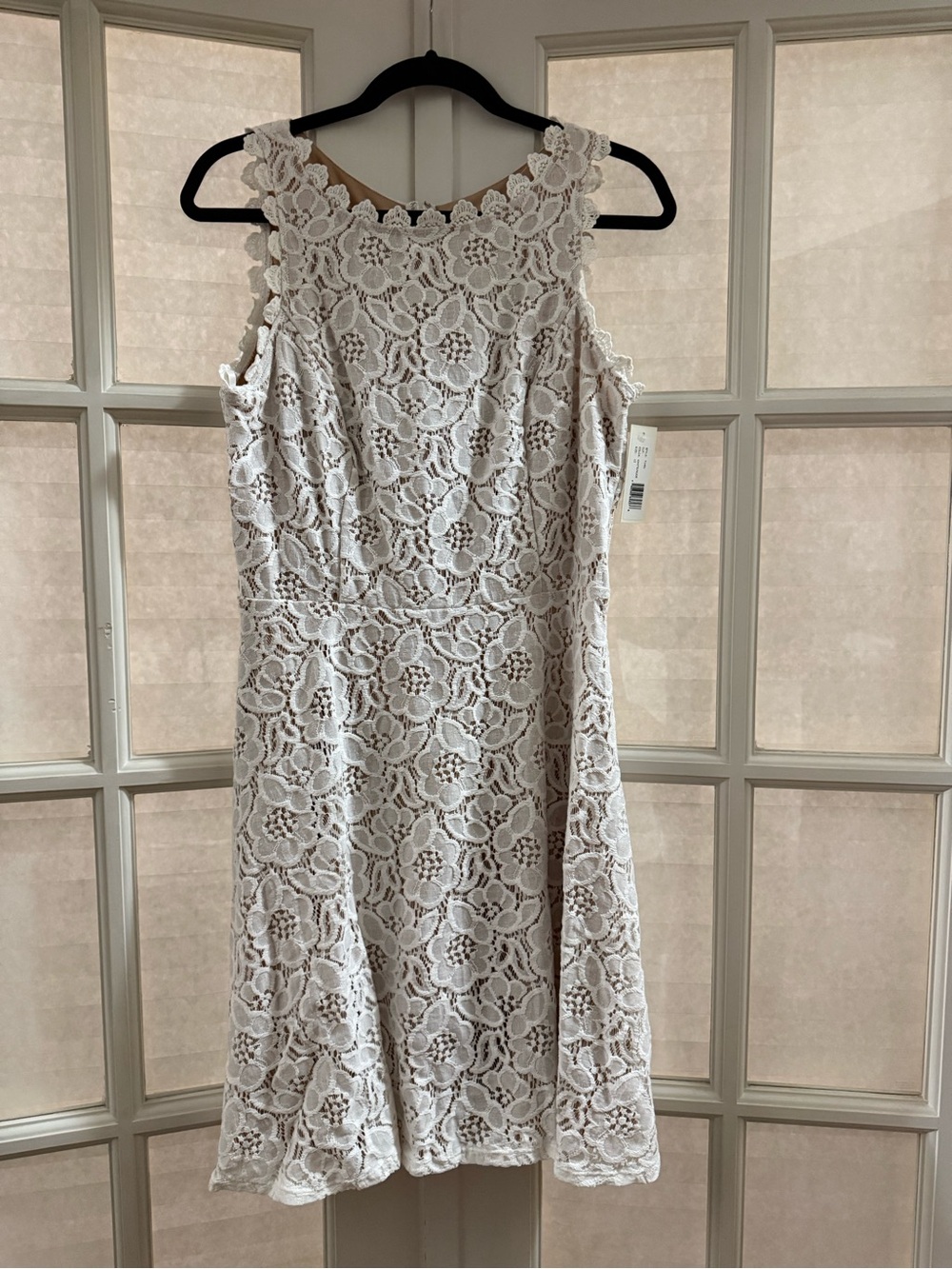 Floral Lace Midi Dress in White — Sleeveless Elegant Silhouette